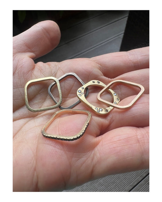 Slim Square ring with cognac or black or brown diamonds