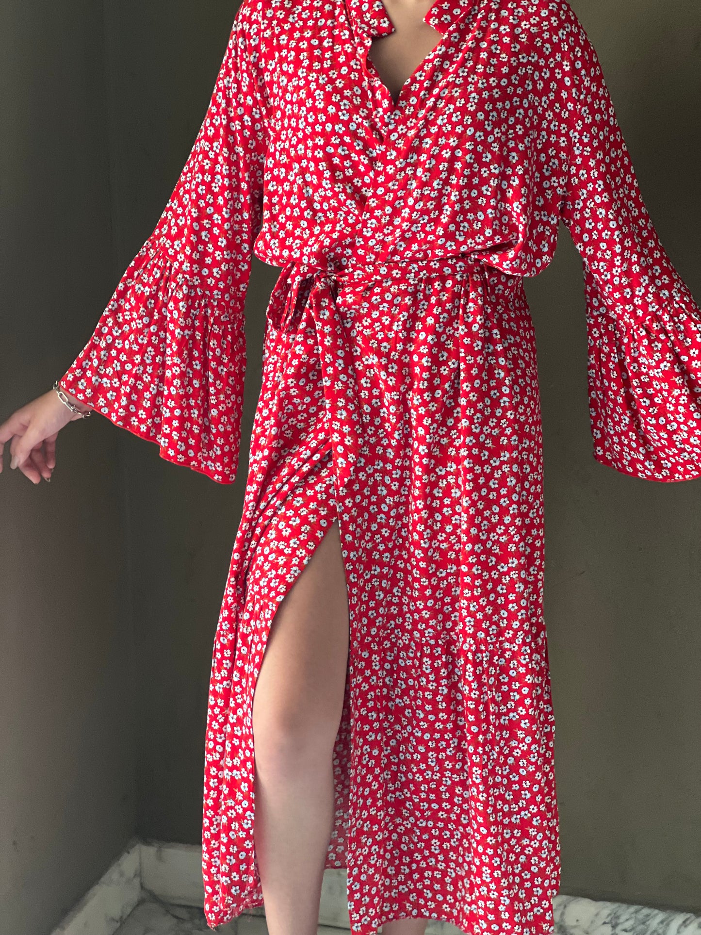 Red envelop dress with ruffles