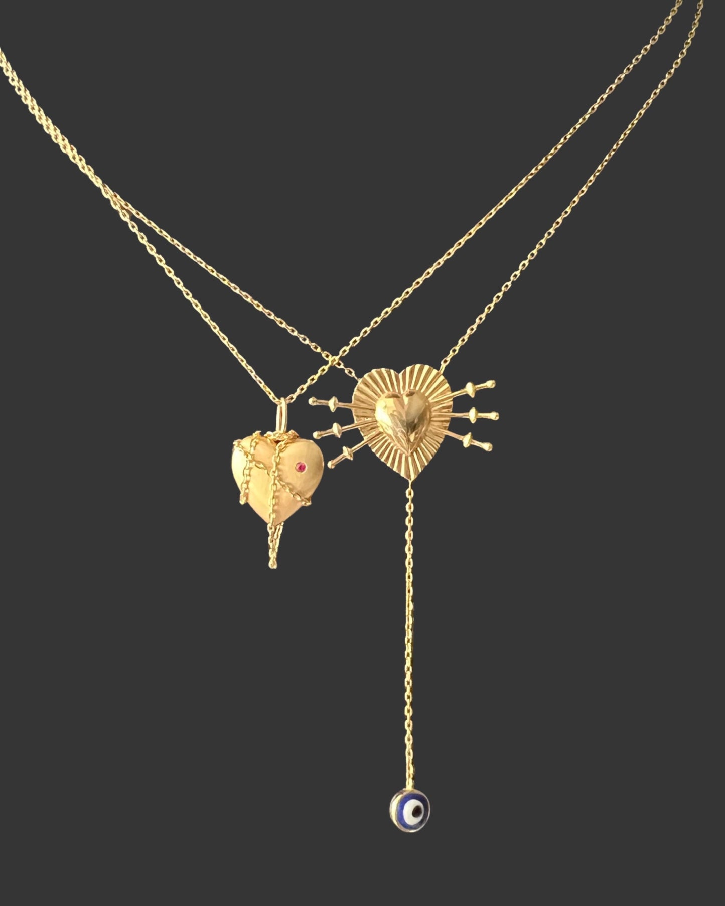 Chained Heart necklace with a Rubi