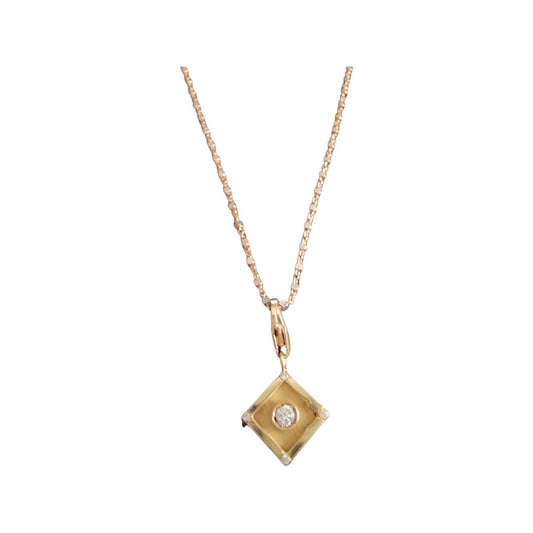 Art Deco charm with diamonds in yellow gold